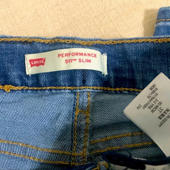 2 pair 3T Levi jeans - Picture 5 of 7